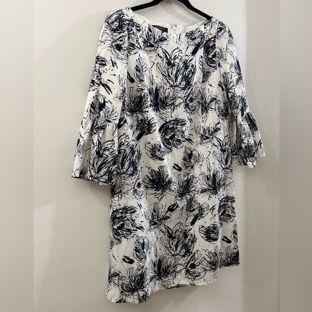 Lafayette 148 New York dress - size 6 - white with navy blue print